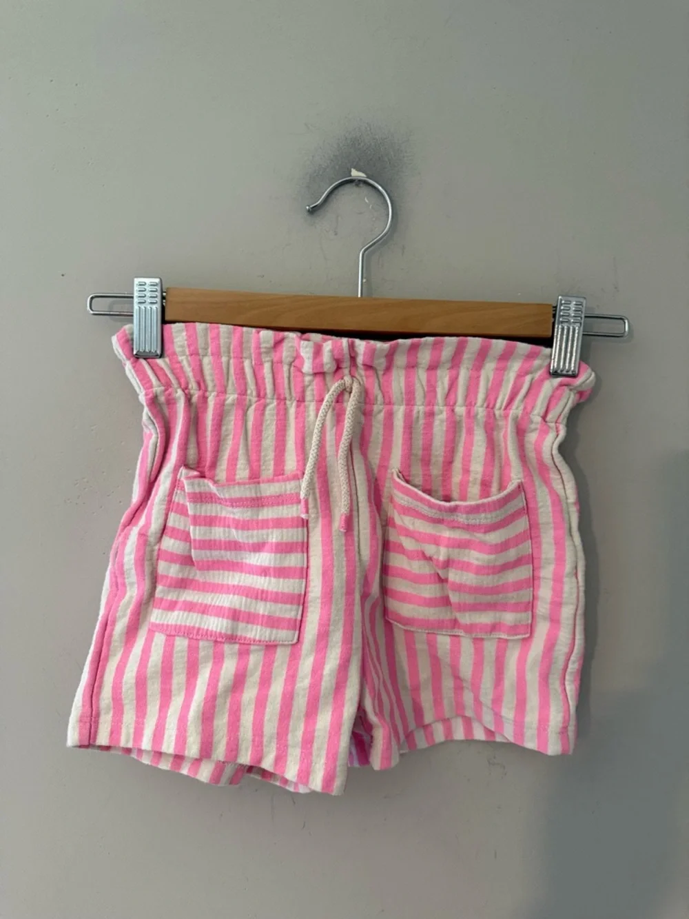 $15 ADD ON Zara‎ girls paper bag shorts 6Y stripe cotton on kids abercrombie